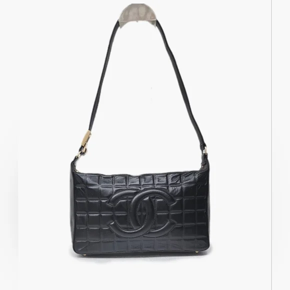 Chanel Black Chocolate Bar LeatherShoulder - Picture 2 of 14